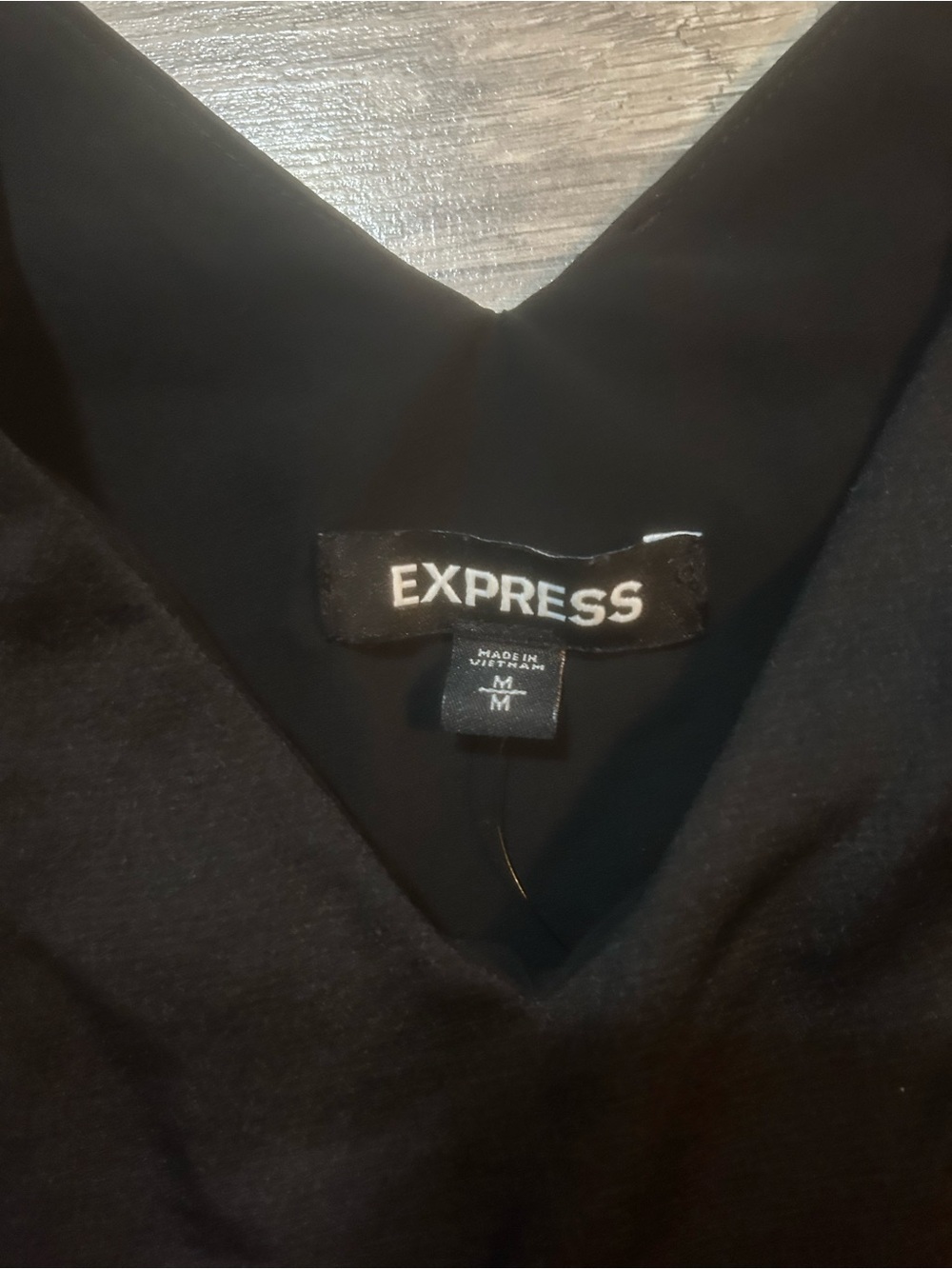 Women’s Express Black Crop Sleeveless Blouse Size  Large - Picture 2 of 2